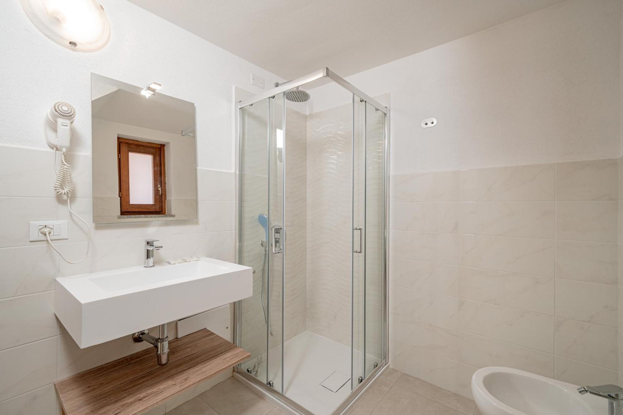 Residence Li Menduli San Teodoro  Exteriör bild